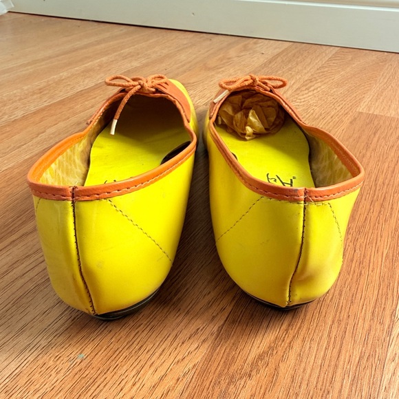 Vintage 1970s Retro Deb Don Slippers Yellow Orange Lace Toe Flats Size 7 - Picture 6 of 7
